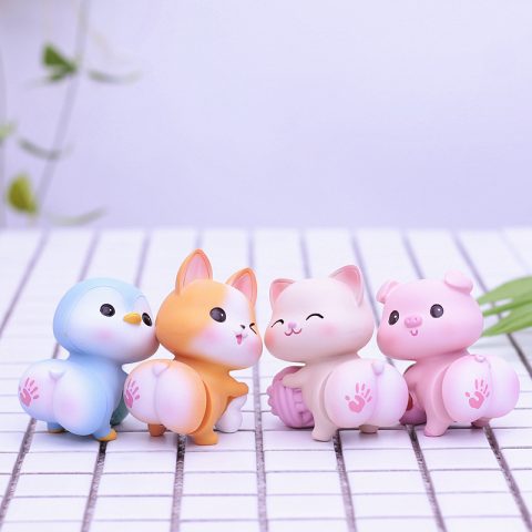 Con Mèo, Con Chó và Con Heo: Khám Phá Thế Giới Động Vật Nuôi Quen Thuộc