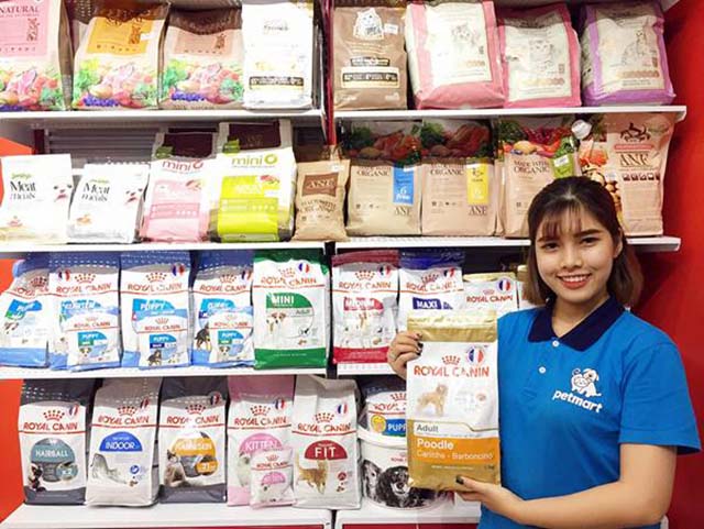 Thức Ăn Cho Chó Pet Mart: Lựa Chọn Tối Ưu Cho Sức Khỏe Toàn Diện