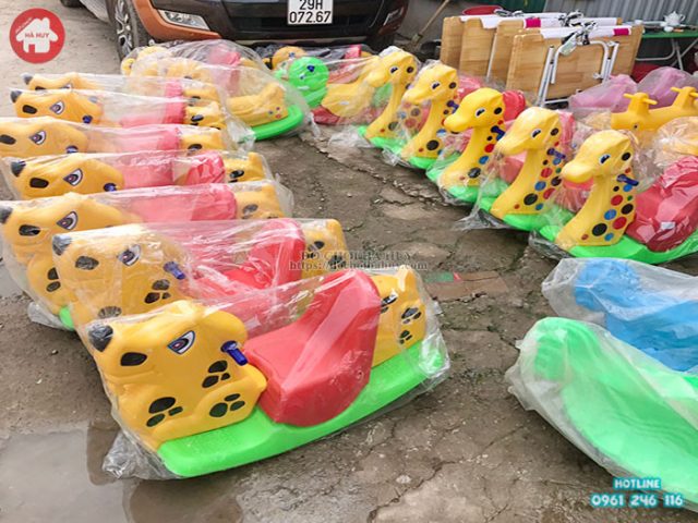 Bập bênh chó đốm con giá rẻ màu vàng đáng yêu, đồ chơi an toàn cho bé