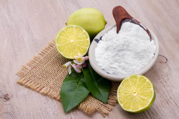Khử mùi nước tiểu chó mèo bằng baking soda và giấm trắng tự nhiên