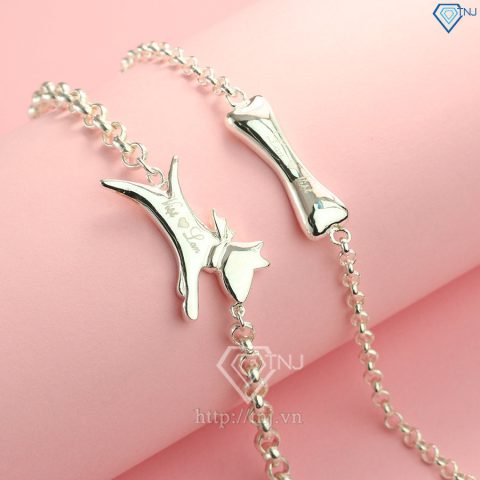 Vòng tay đôi bạc khắc tên, thiết kế biểu tượng con chó và cục xương thể hiện tình yêu gắn kết