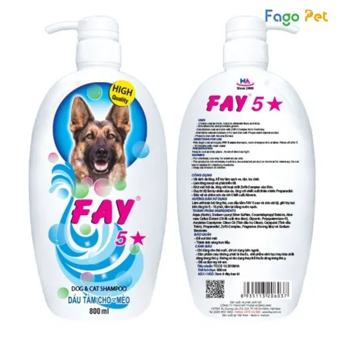 Sữa tắm cho chó Fay 5 800ml với thiết kế chai tiện lợi