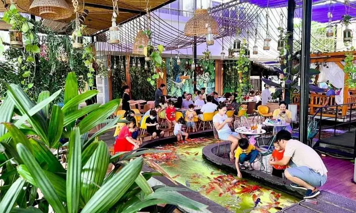 Top Quán Cà Phê Cá Koi Đẹp Nhất Thủ Đức Nên Thử Ngay cà phê cá koi