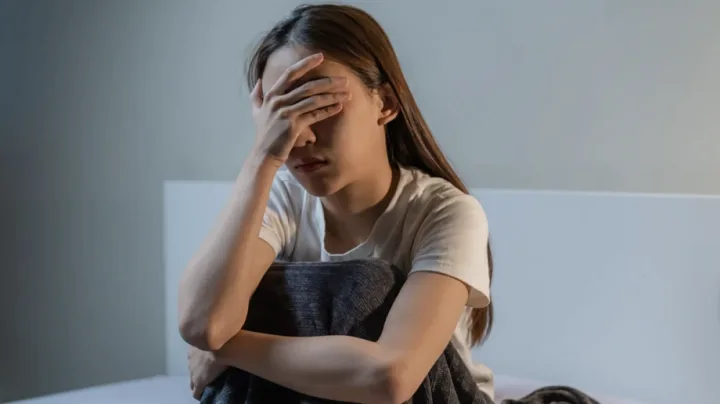 Tác động của giấc mơ chảy máu vùng kín đến cuộc sống thực