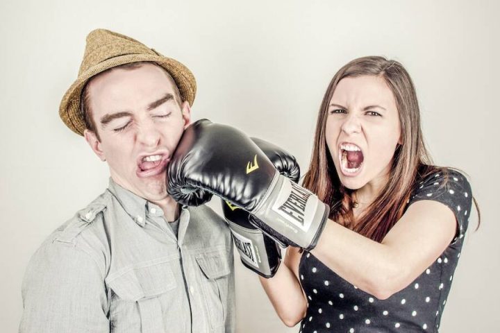 Những con số may mắn liên quan đến giấc mơ thấy đánh nhau