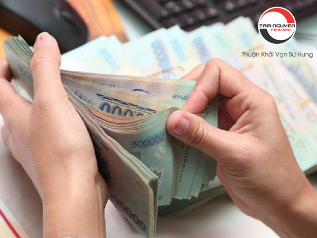 Các tình huống phổ biến khi nằm mơ thấy tiền